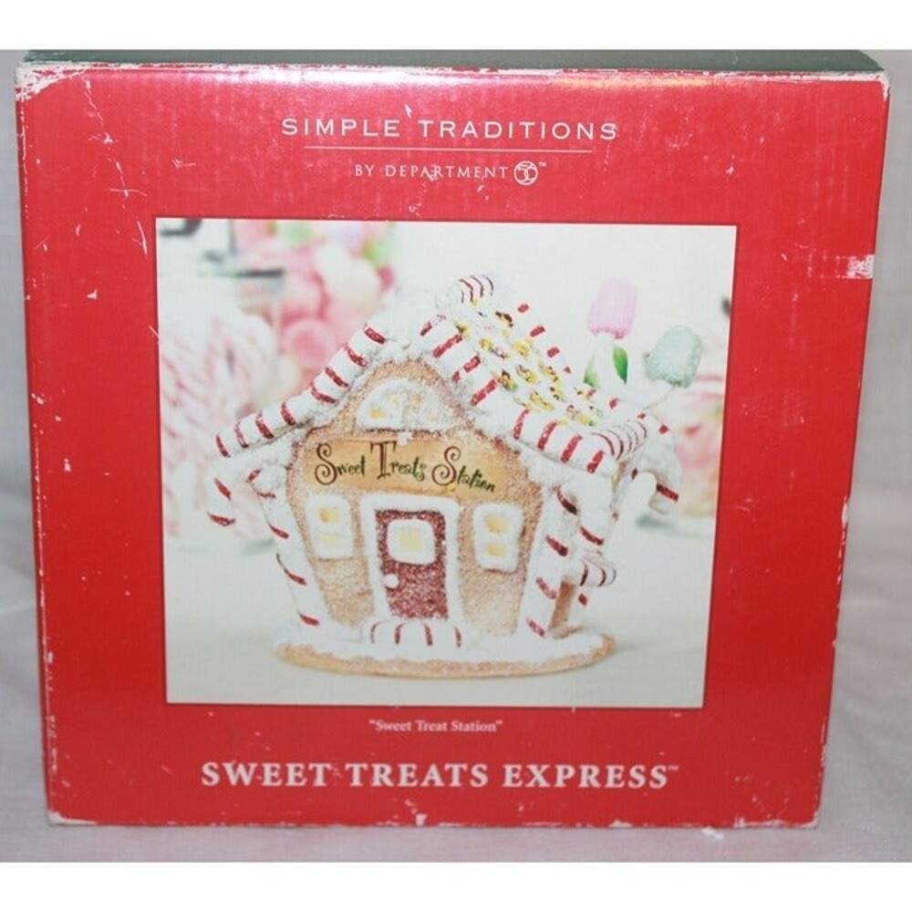 Dept. 56 Sweet Treats Express "Sweet Treat Station"  Village Building